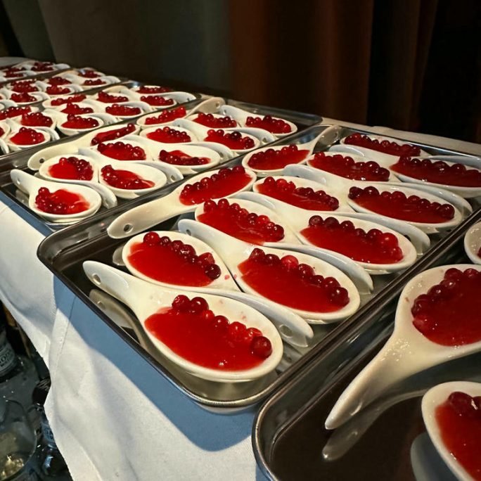 Ätbar cava med lingon